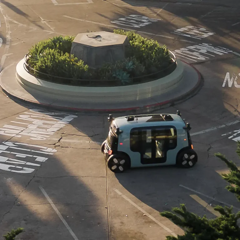 1772650588 sf 202408 zoox robotaxi roundabout aerial 1x1 min 768x768