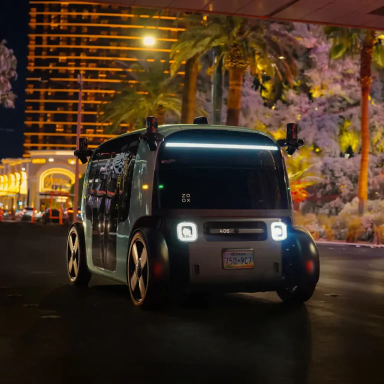 1776202951 lv 202604 zoox robotaxi night strip 1x1 min 768x768