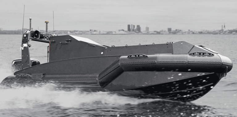 FireShot Capture 107 Sea Machines AUTONOMY WITHOUT LIMITS Sea Machines Robotics  sea machinescom min 768x380