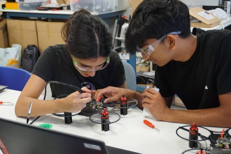 STEM photo min 768x512