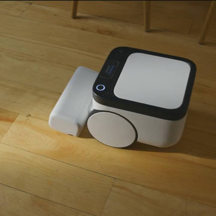 auto toggles between mopping and vacuuming video v1 min