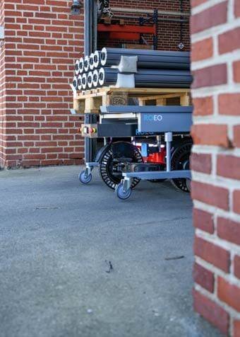 vertical logistics min