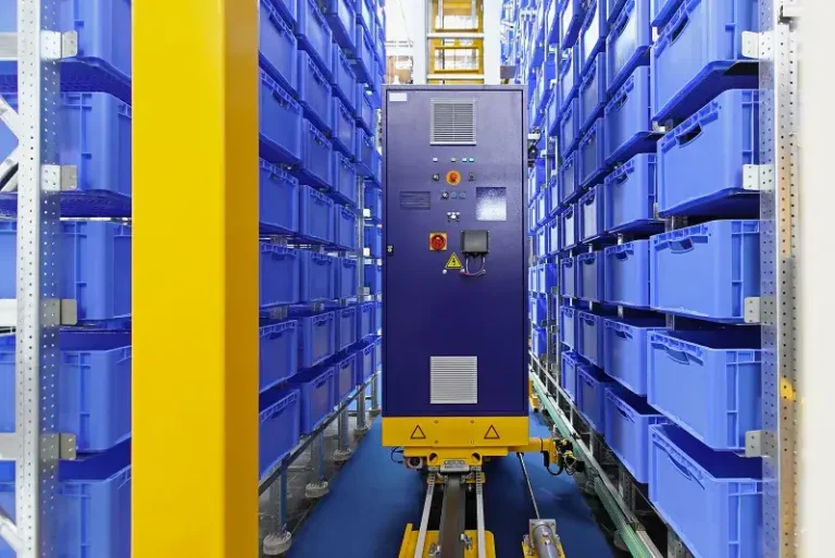 ELECMOB warehouse auto smallerjpg min 768x513