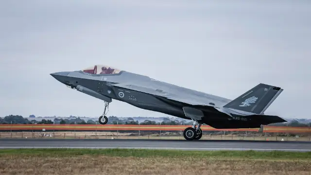 F35 Avalon takeoff 21687 min