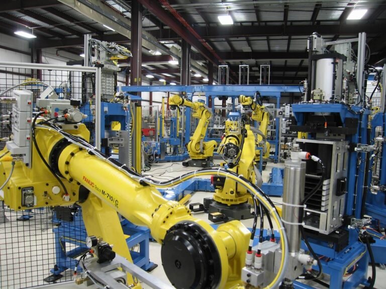 Hero Image Edgewater Automation Material Handling System 1000 min 768x576
