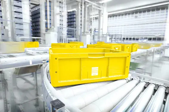 containers for conveying system dam image en 875 min