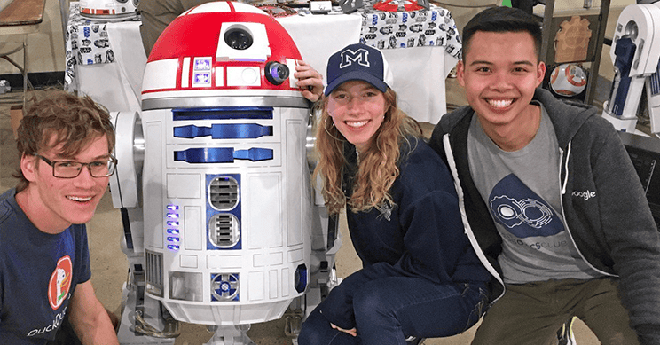 r2d2 min