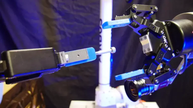 robotics min 768x432