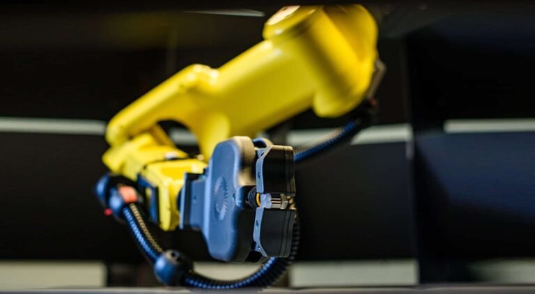 robotics mobile 768x422