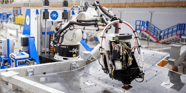 robotscover min 768x384