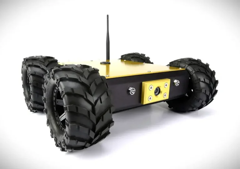 GoldMinibotTop34copy 1 min 768x541